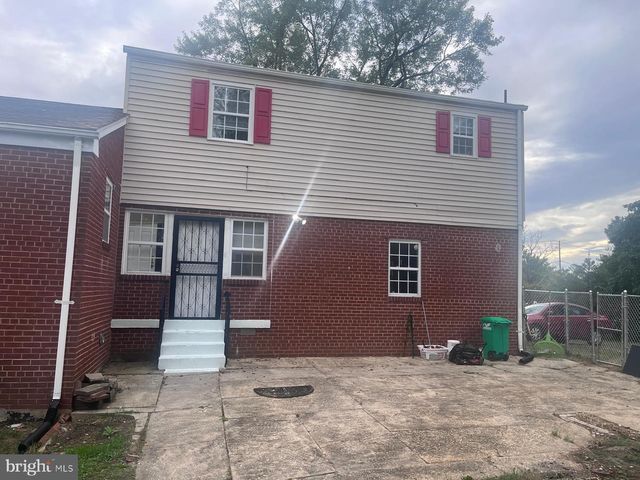 8617 WOODYARD RD, Clinton, MD 20735