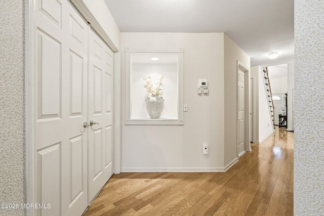 8 Casco Court, Lakewood, NJ 08701