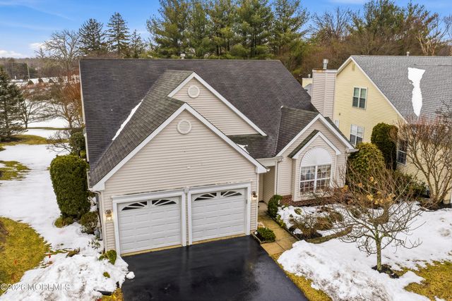 8 Casco Court, Lakewood, NJ 08701