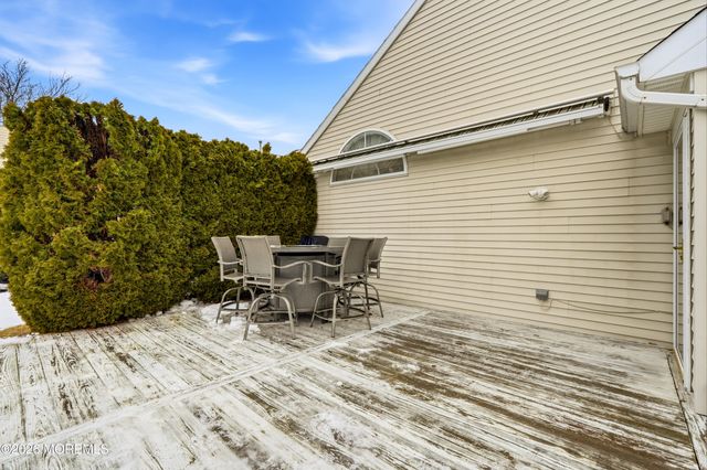 8 Casco Court, Lakewood, NJ 08701