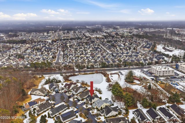 8 Casco Court, Lakewood, NJ 08701