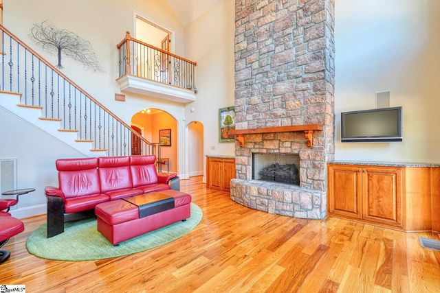 205 Tuscan Ridge Trail, Inman, SC 29349