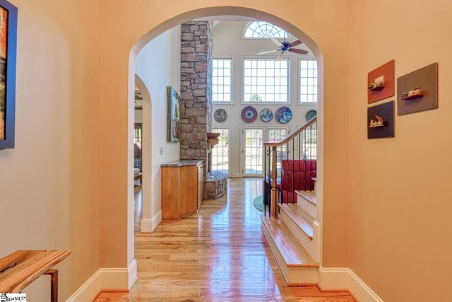 205 Tuscan Ridge Trail, Inman, SC 29349