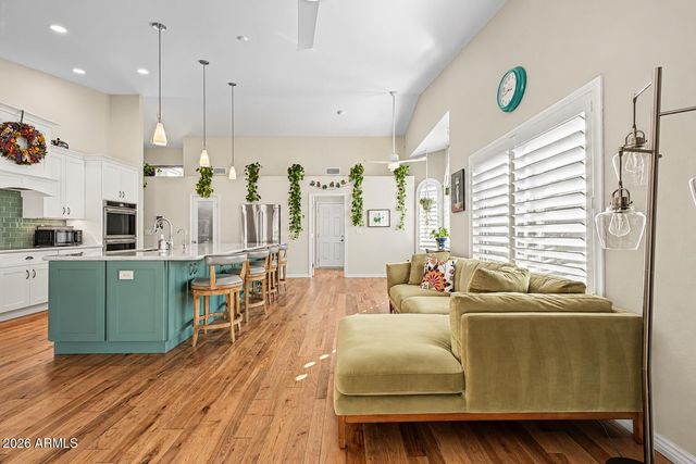 13602 S 37TH Street, Phoenix, AZ 85044