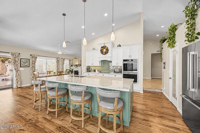 13602 S 37TH Street, Phoenix, AZ 85044