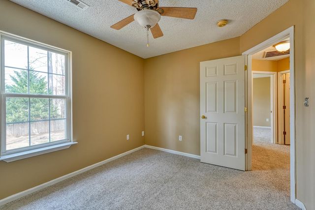 409 Flamingo Way, Boiling Springs, SC 29316