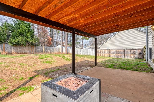 409 Flamingo Way, Boiling Springs, SC 29316