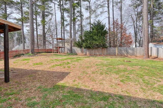 409 Flamingo Way, Boiling Springs, SC 29316