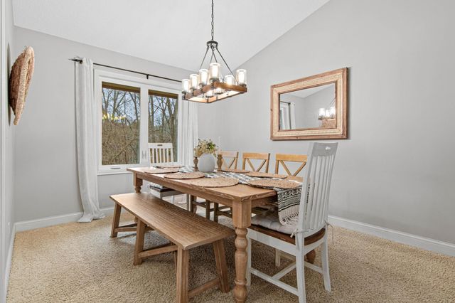 17730 Kettering Trail, Lakeville, MN 55044