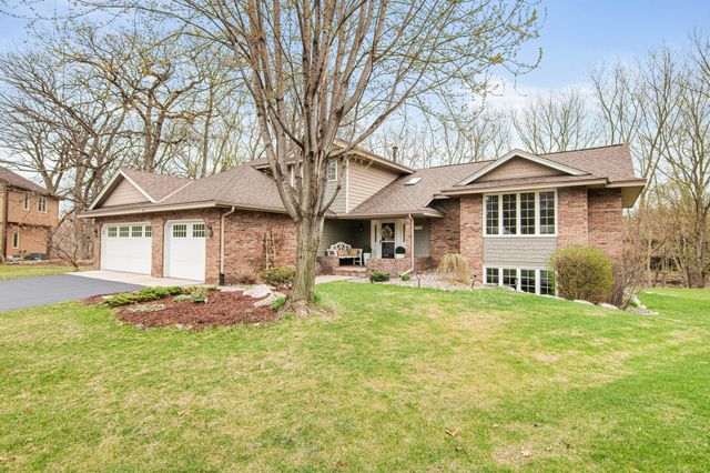 17730 Kettering Trail, Lakeville, MN 55044