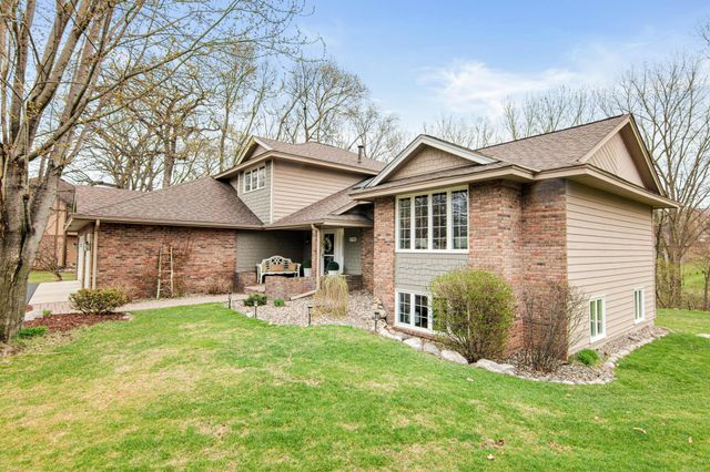 17730 Kettering Trail, Lakeville, MN 55044