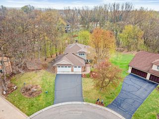 17730 Kettering Trail, Lakeville, MN 55044