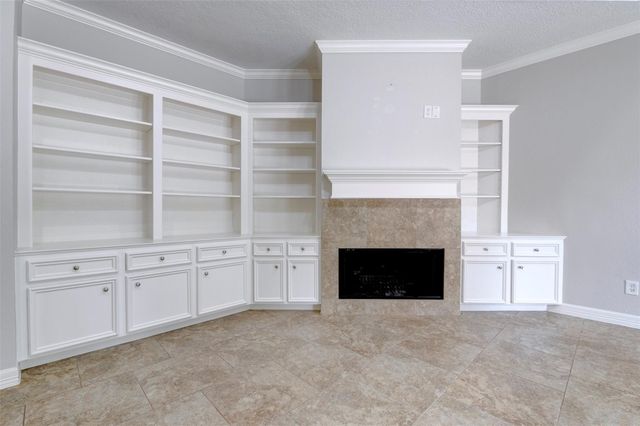 3138 Pine Chase Drive, Montgomery, TX 77356