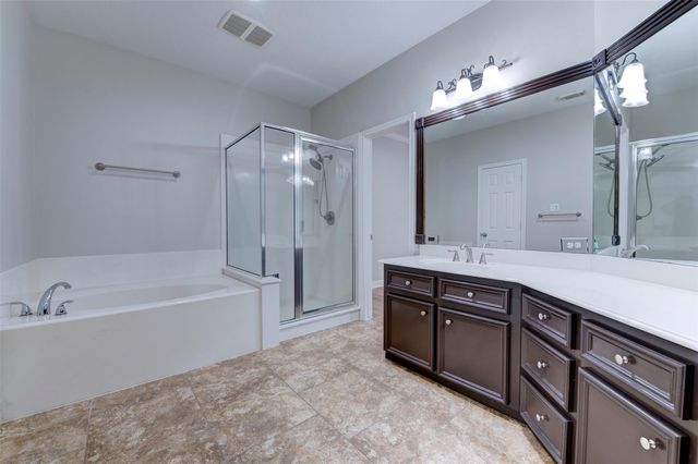 3138 Pine Chase Drive, Montgomery, TX 77356