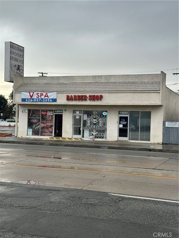 13223 Paramount Boulevard, South Gate, CA 90280