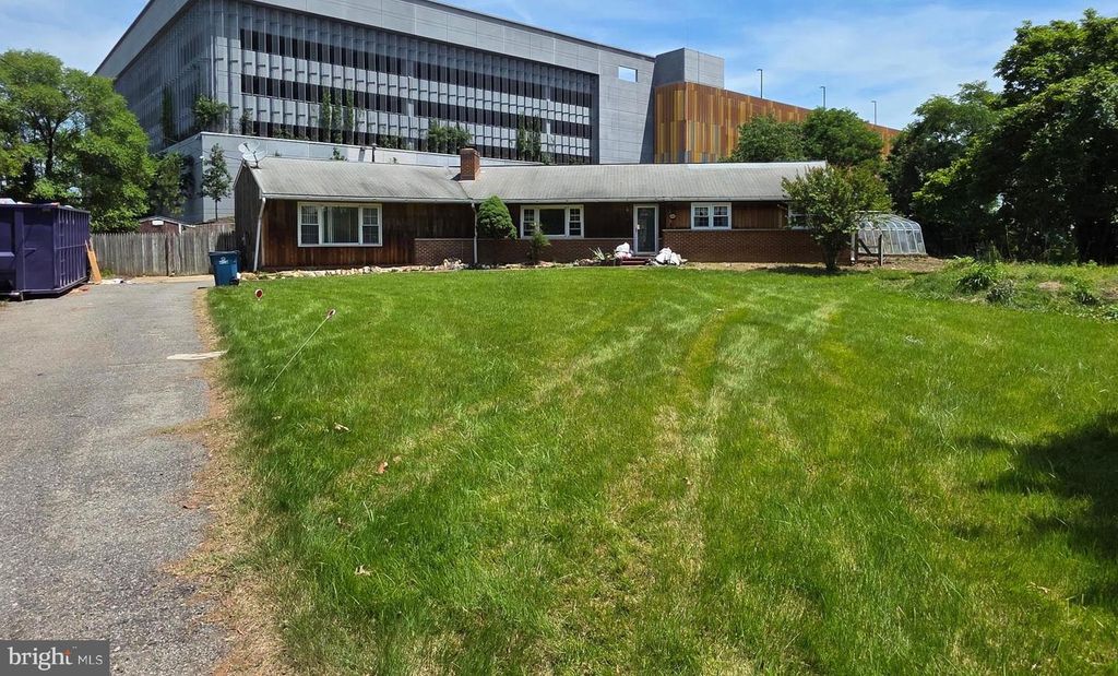 6501 TERRY DR, Springfield, VA 22150
