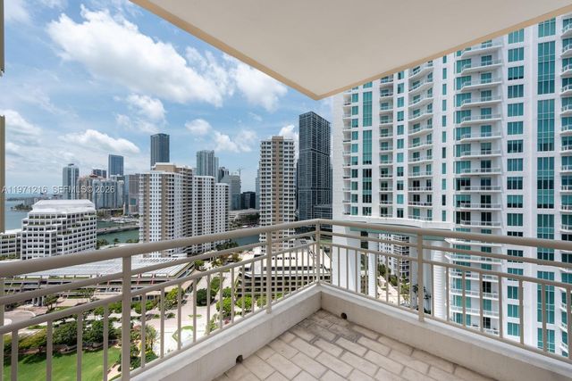 888 Brickell Key Dr 2201, Miami, FL 33131