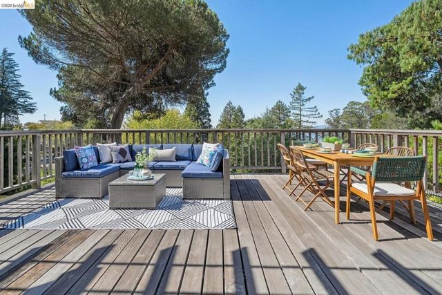 155 Avenida DR, Berkeley, CA 94708