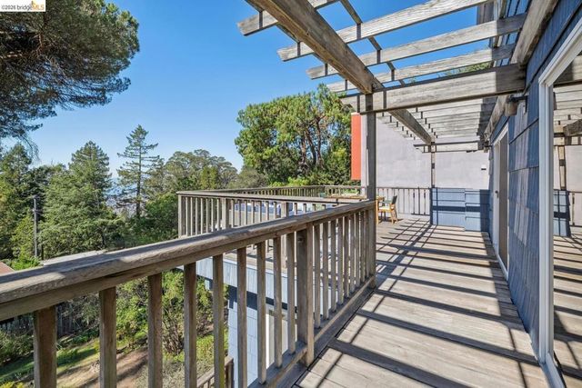 155 Avenida DR, Berkeley, CA 94708