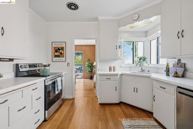 155 Avenida DR, Berkeley, CA 94708