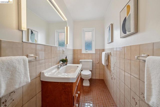 155 Avenida DR, Berkeley, CA 94708