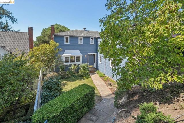 155 Avenida DR, Berkeley, CA 94708