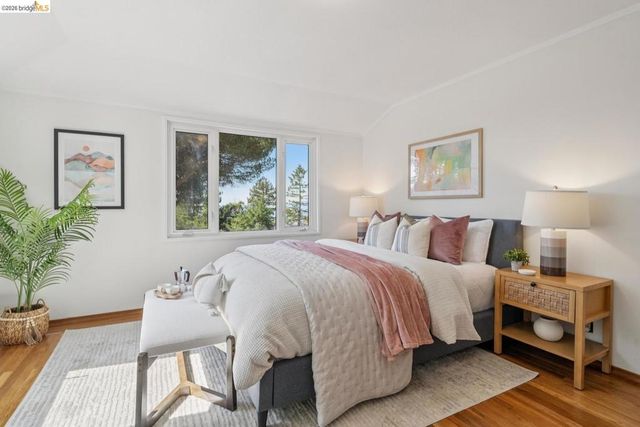 155 Avenida DR, Berkeley, CA 94708