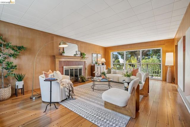 155 Avenida DR, Berkeley, CA 94708
