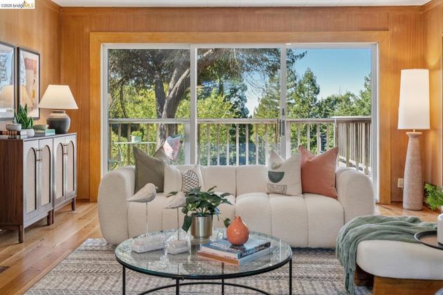 155 Avenida DR, Berkeley, CA 94708