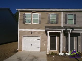 318 NW Oakwood Drive, Milledgeville, GA 31061