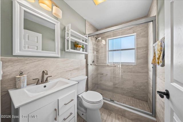 1323 Beche Street SE, Palm Bay, FL 32909