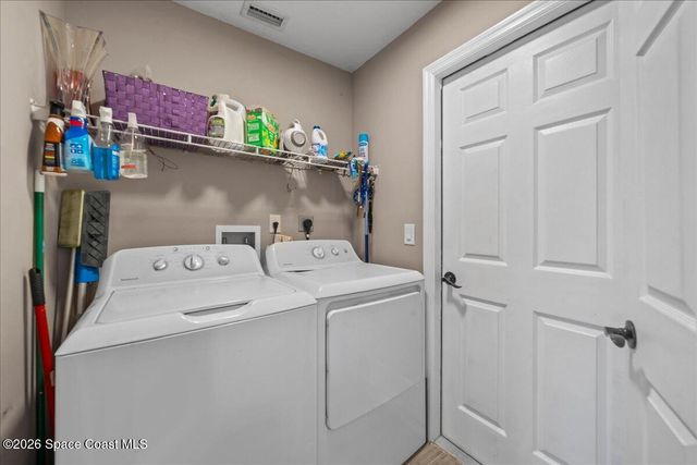 1323 Beche Street SE, Palm Bay, FL 32909