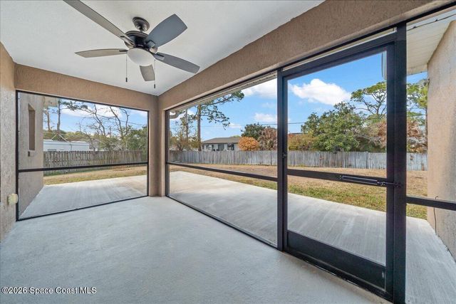 1323 Beche Street SE, Palm Bay, FL 32909