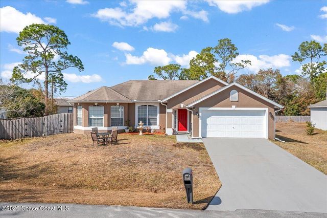 1323 Beche Street SE, Palm Bay, FL 32909