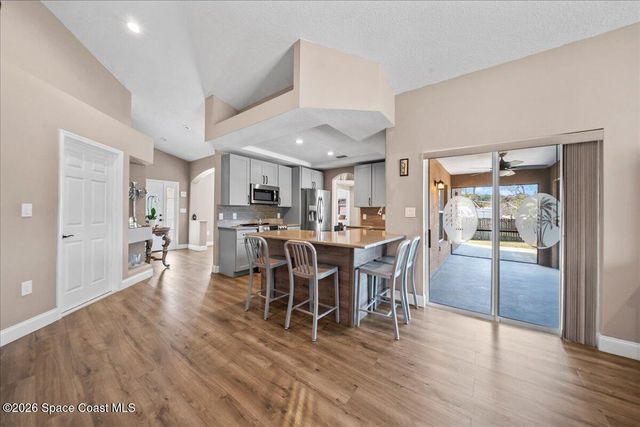 1323 Beche Street SE, Palm Bay, FL 32909