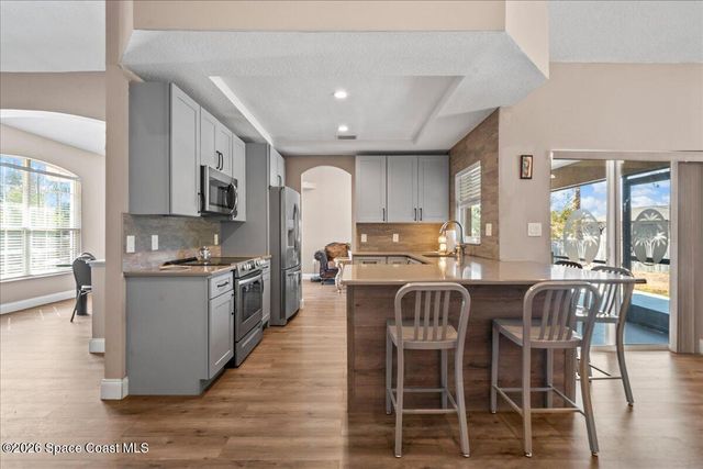 1323 Beche Street SE, Palm Bay, FL 32909