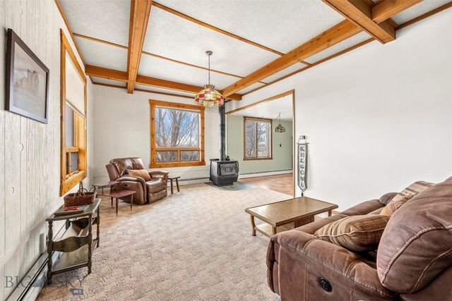 27 Sugar Beet Row, Whitehall, MT 59759