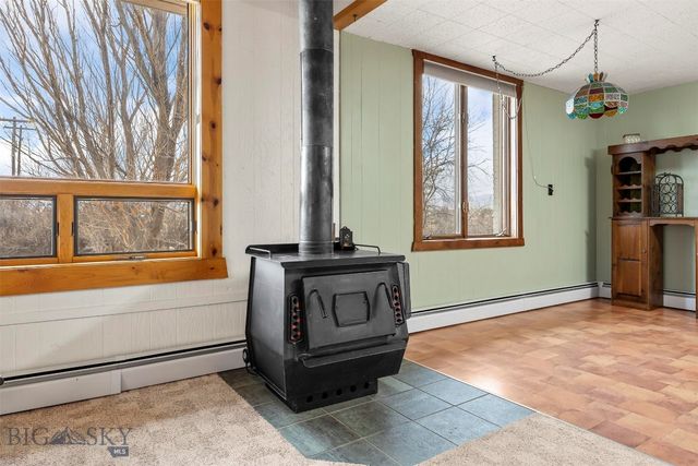 27 Sugar Beet Row, Whitehall, MT 59759