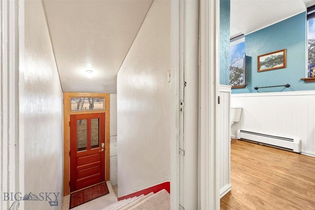 27 Sugar Beet Row, Whitehall, MT 59759