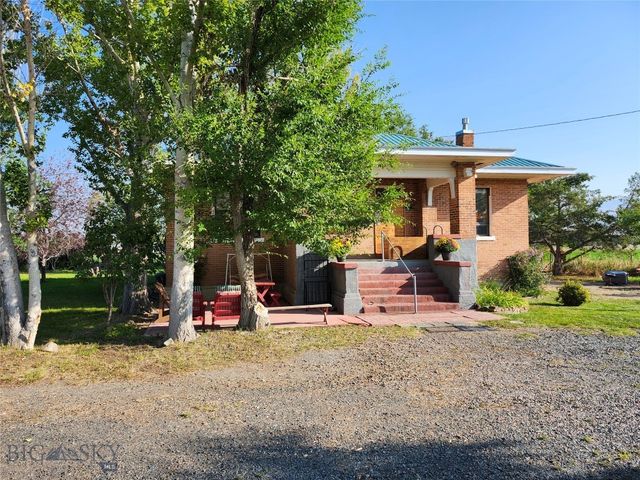 27 Sugar Beet Row, Whitehall, MT 59759