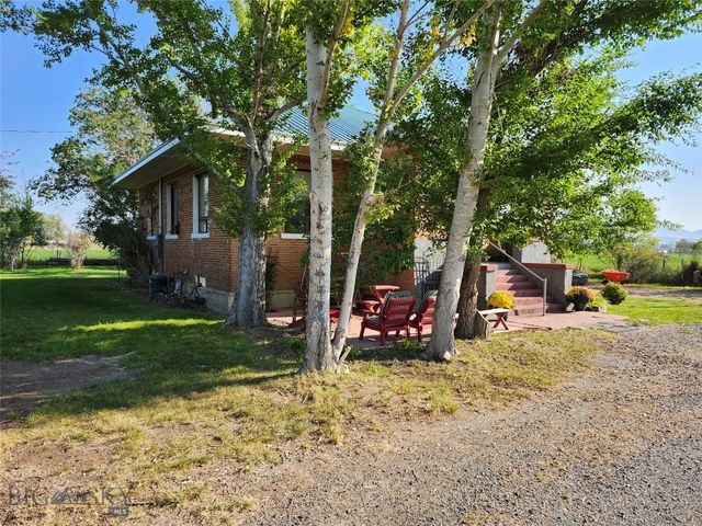 27 Sugar Beet Row, Whitehall, MT 59759