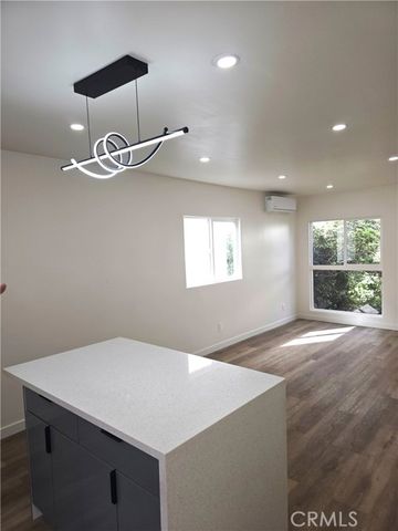 3030 W 12th Street, Los Angeles, CA 90006