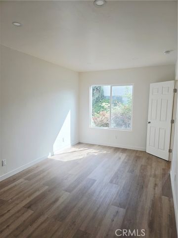 3030 W 12th Street, Los Angeles, CA 90006