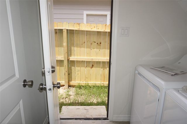 11652 Vistawood, Willis, TX 77318