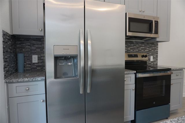 11652 Vistawood, Willis, TX 77318