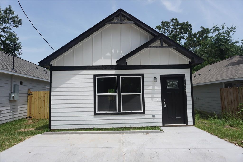 11652 Vistawood, Willis, TX 77318