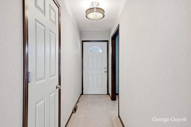 1941 Newcastle Drive Sw, Georgetown Twp, MI 49428