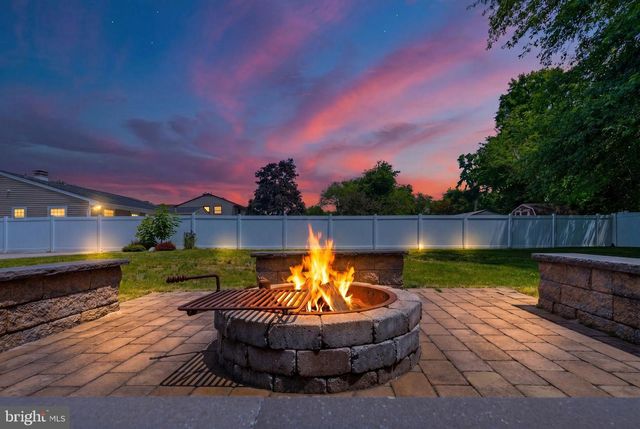 566 LYNN AVE, Woodbury, NJ 08096