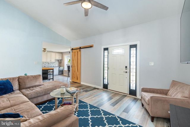 566 LYNN AVE, Woodbury, NJ 08096