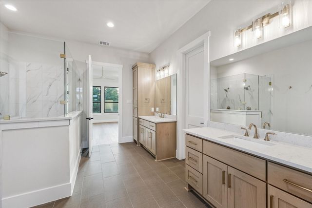 7520 Sowell Street, Montgomery, TX 77316